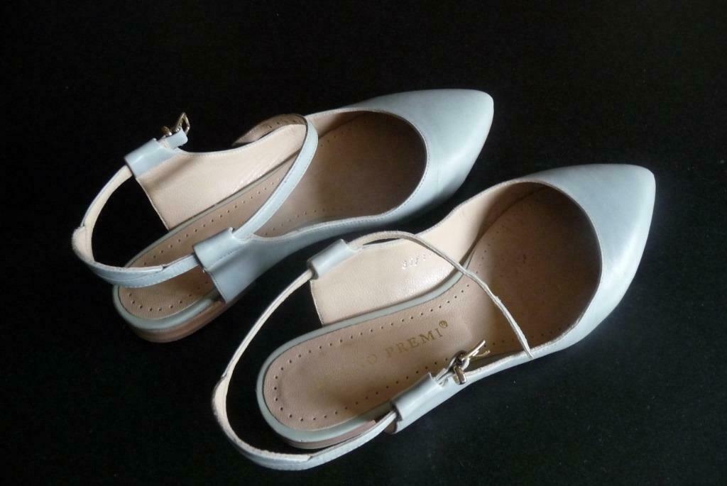 Schoenen sandalen grijsblauw Bruneau Premi maat 37, Blauw, Zo goed als nieuw, Sandalen of Muiltjes, Ophalen of Verzenden