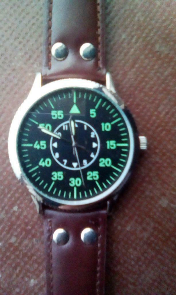 Duitse horloge model Messerschmitt, Envoi, Comme neuf