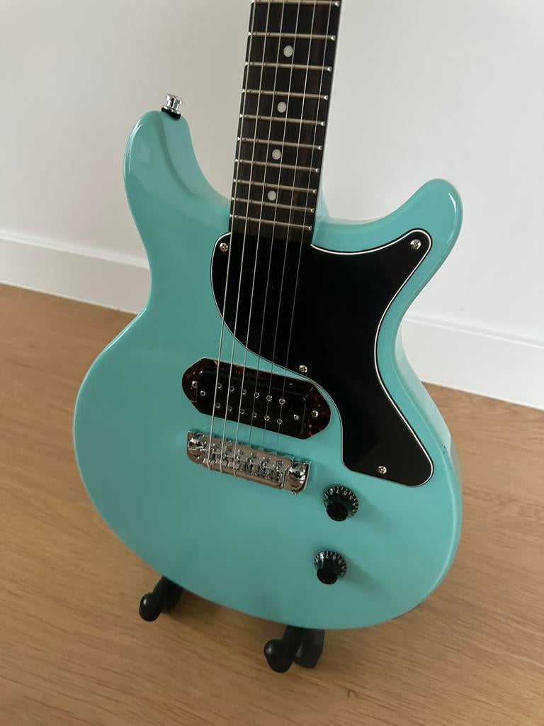 Harley Benton DC Fat Junior, Enlèvement, Utilisé, Solid body, Autres marques