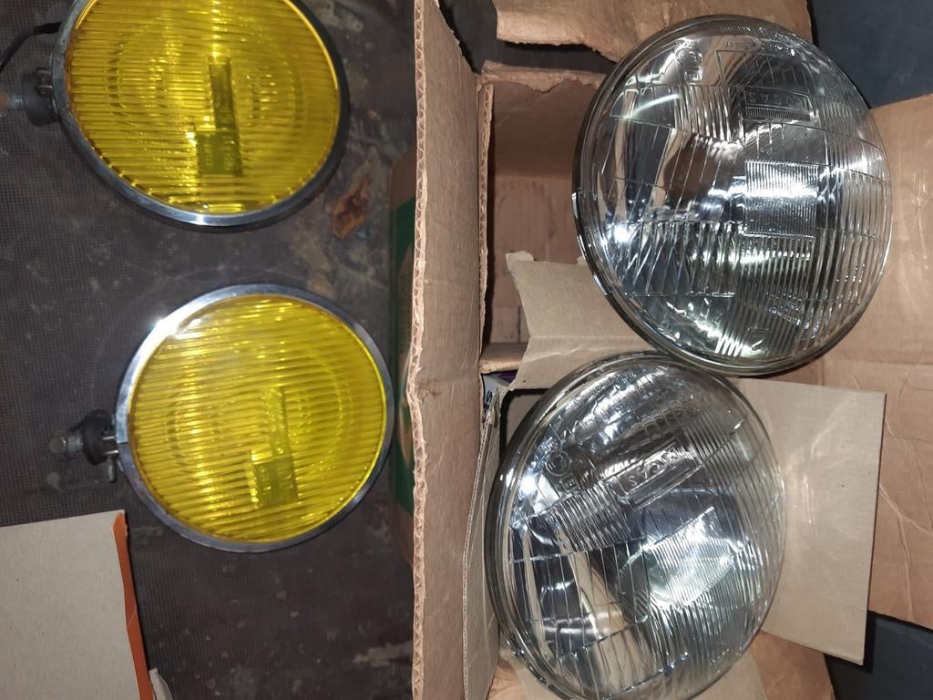 Lampes Oltimer Ford, Enlèvement, Ford