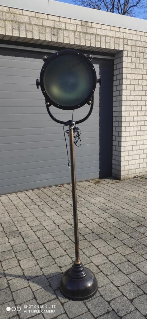Projecteur design