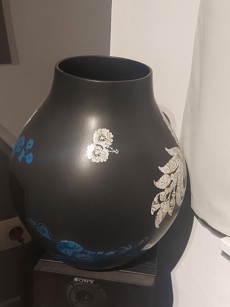 Zwarte Ikea vaas door Hella Jongerius, Enlèvement ou Envoi, Noir, Poterie ou Porcelaine, Moins de 50 cm
