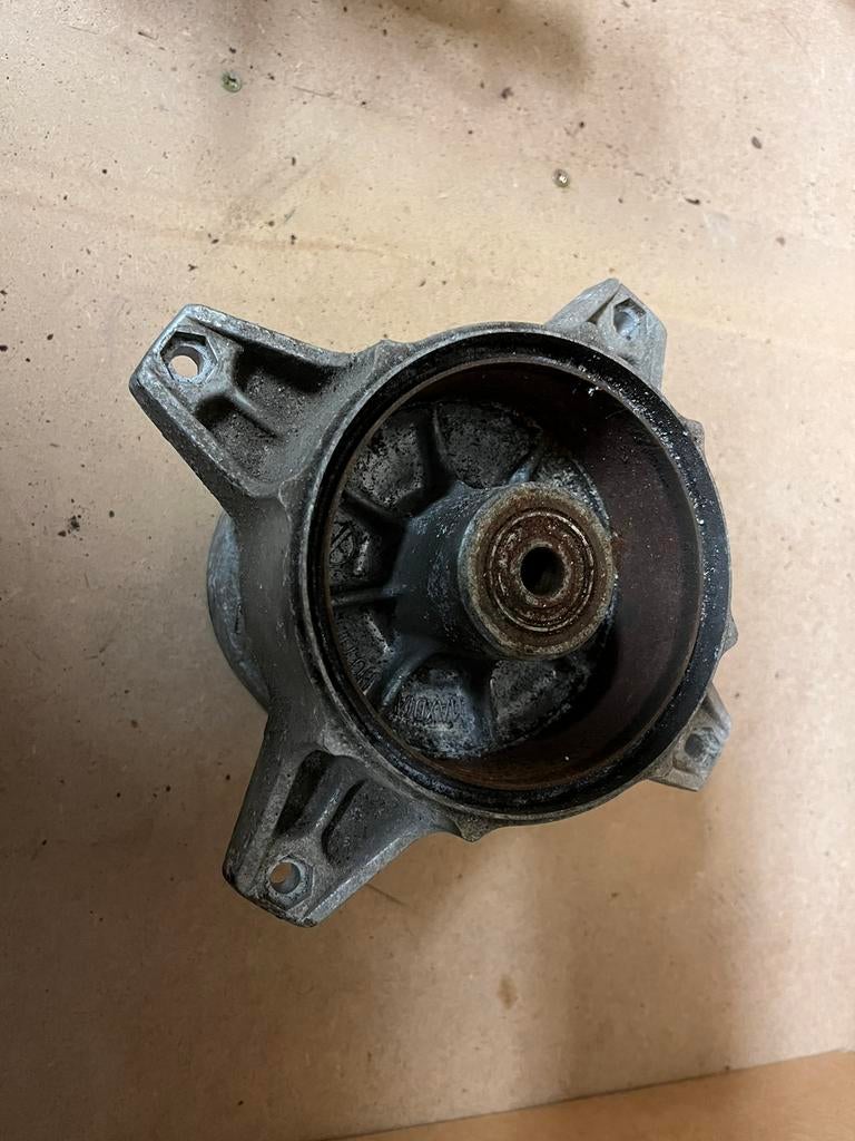 Moyeu de roue arrière SUZUKI RV50 / VANVAN, Motoren, Ophalen of Verzenden