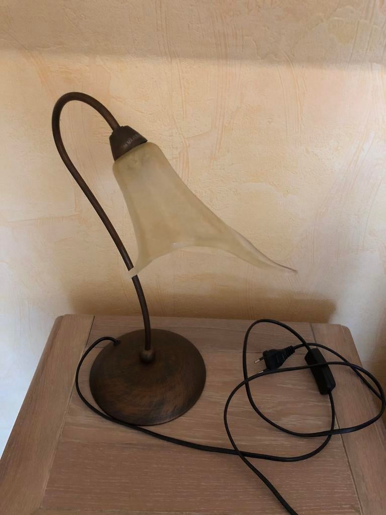 Lot de 2 lampes de chevet ou de table et 2 bulbes, Comme neuf