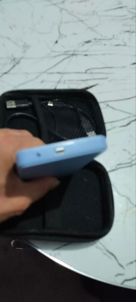 Vend boitier SATA vers usb2 avec pochette+câble, Informatique & Logiciels, Disques durs, Enlèvement ou Envoi