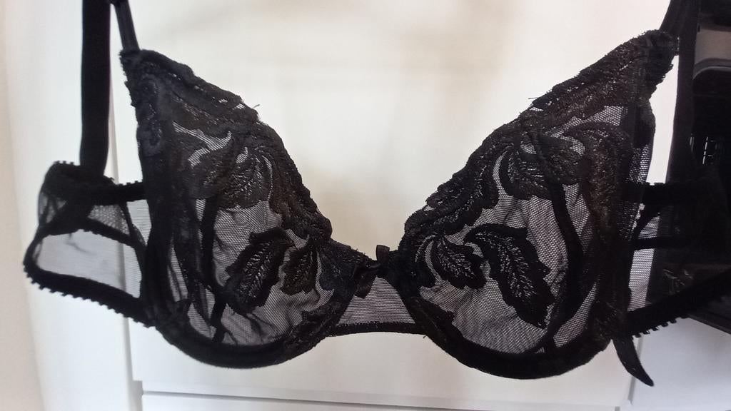 Soutien-gorge neuf, en dentelle noire Ritratti, 85B, Enlèvement ou Envoi, Soutien-gorge