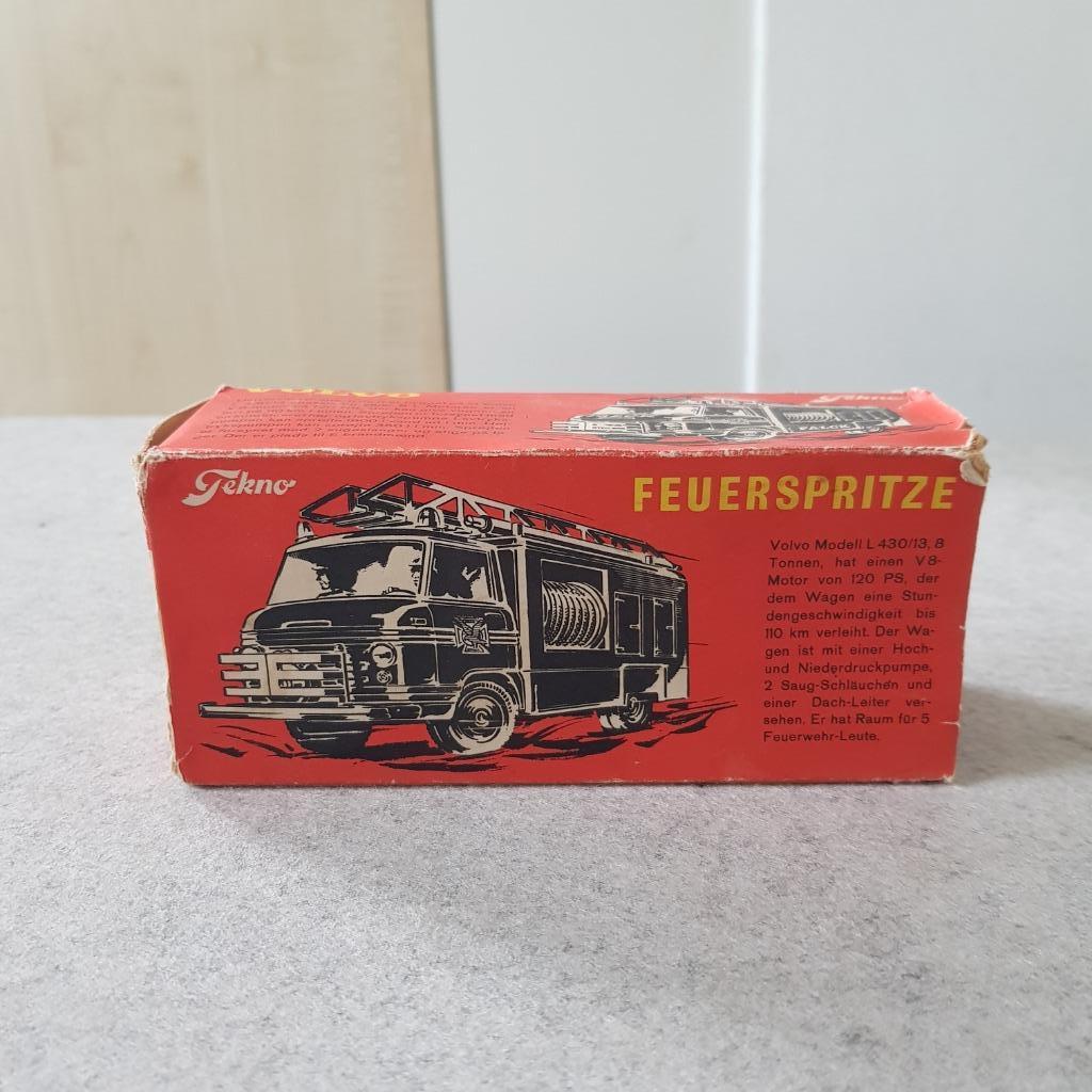 Tekno, Volvo express brandweer, bluswagen Falck zonen NO. 45, Ophalen of Verzenden, Tekno