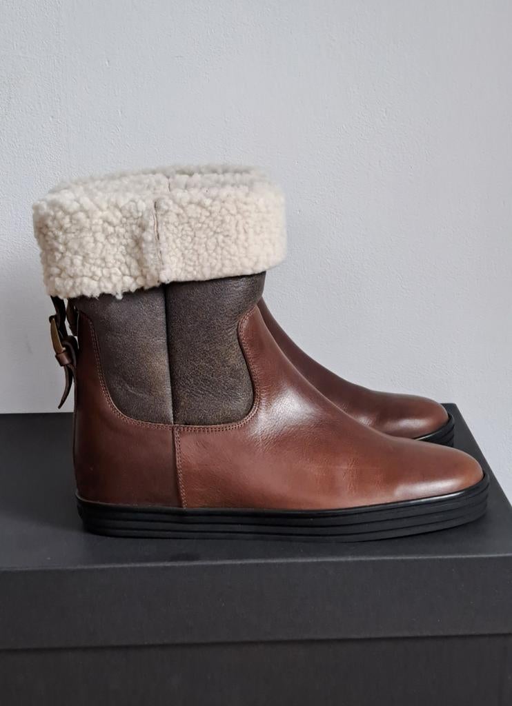 HOGAN. (NEW 459€), Ophalen of Verzenden