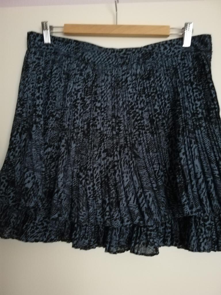 Plooirok met 2 ruches T Large, Ophalen of Verzenden, Zo goed als nieuw, Blauw
