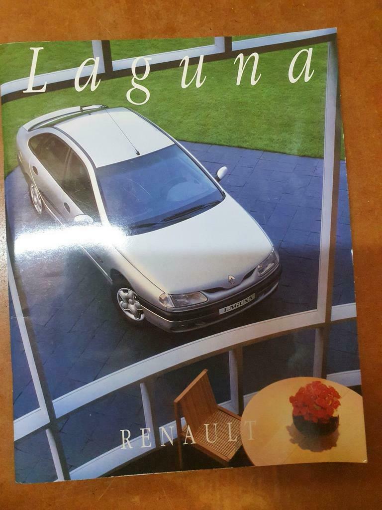 Luxe folder renault laguna 1995, Livres, Autos | Brochures & Magazines, Enlèvement ou Envoi, Comme neuf, Renault