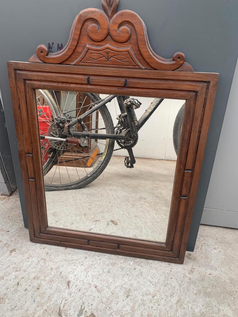 OUDE SPIEGEL VAN LAVABO, Ophalen