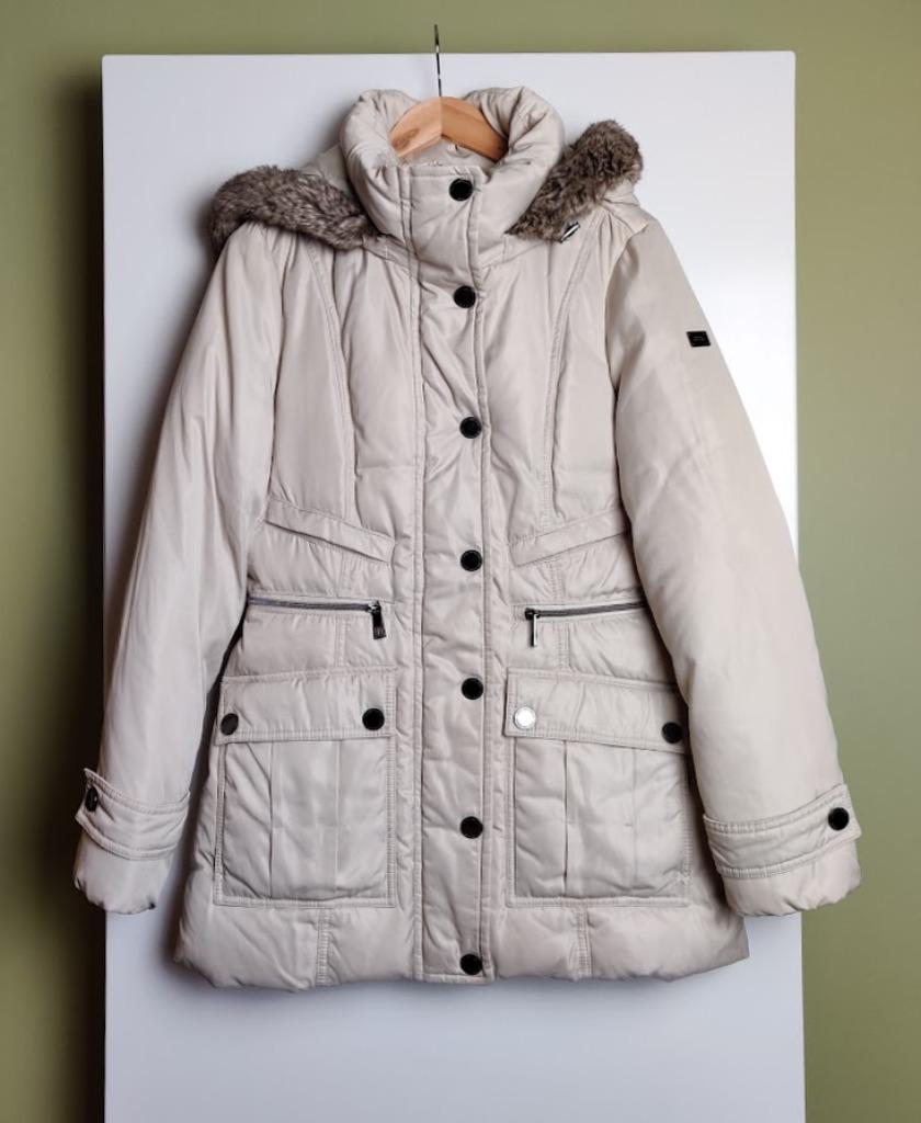 Mexx winterjas met capuchon maat 38, Ophalen of Verzenden, Maat 38/40 (M), Beige