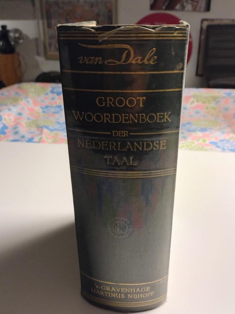 Van Dale - Groot woordenboek der Nederlandse taal - 1961, Enlèvement ou Envoi, Utilisé, Van Dale