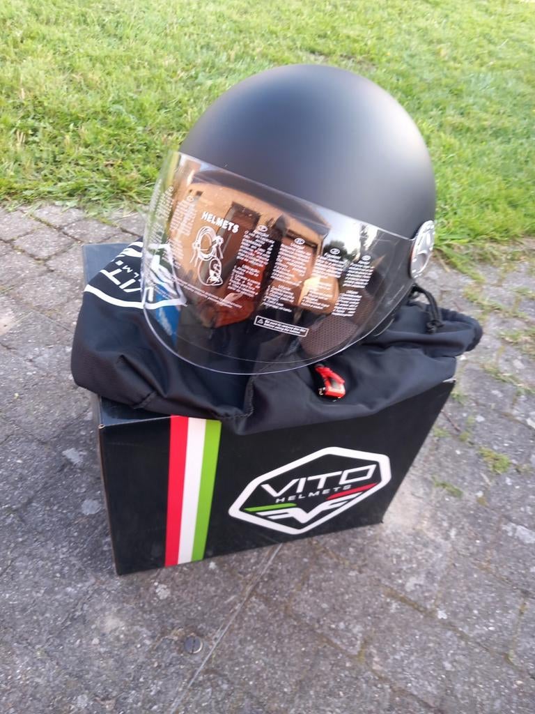 Matzwarte helm Vito maat XL NIEUW, Motoren, XL, Nieuw met kaartje, Overige merken, Overige typen