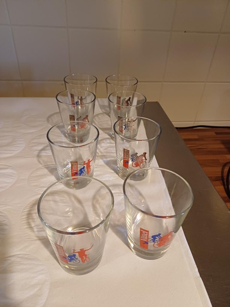 Verres VITTEL, Verzamelen, Glas en Drinkglazen, Ophalen, Gebruikt