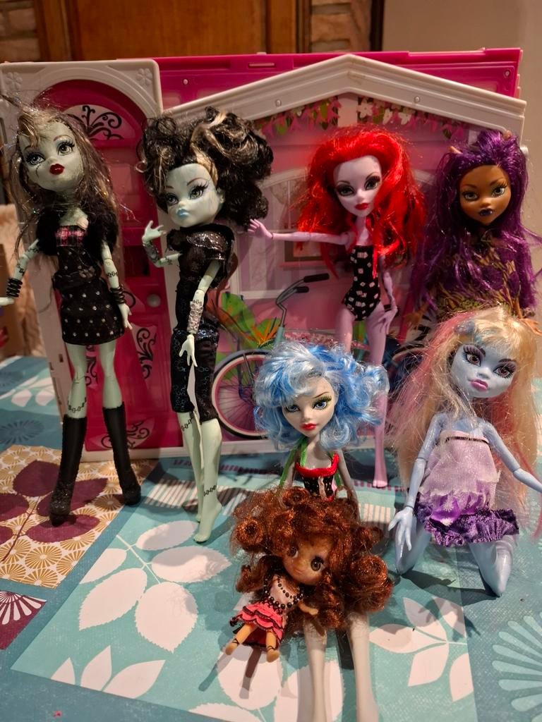 Poupées Monsters High au choix, Enlèvement
