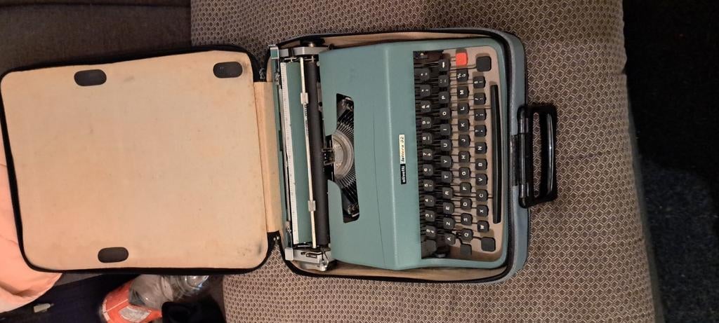 Olivetti Lettera 32, Ophalen, Zo goed als nieuw