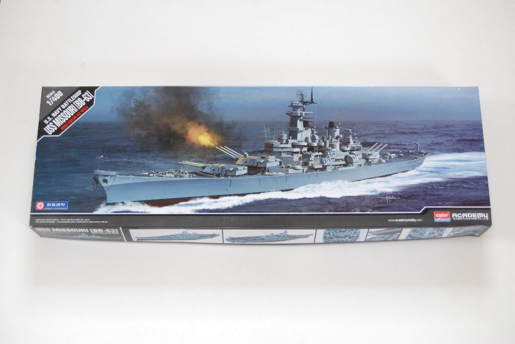 1/400 Academy USS Missouri, Hobby & Loisirs créatifs, Modélisme | Bateaux & Navires, Enlèvement ou Envoi, Comme neuf, 1:200 ou moins
