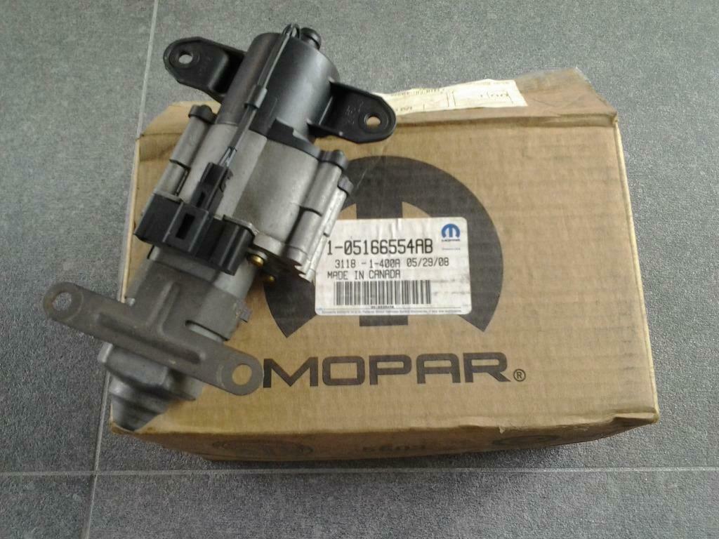 Moteur porte coulissante CHRYSLER VOYAGER " RG ", Autos : Pièces & Accessoires, Utilisé, Chrysler
