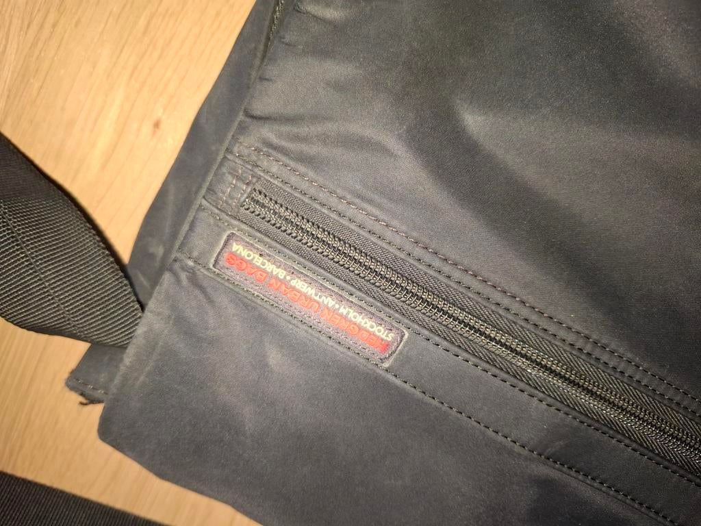 Hedgren laptop tas, Ophalen, Gebruikt, Zwart, 40 tot 50 cm