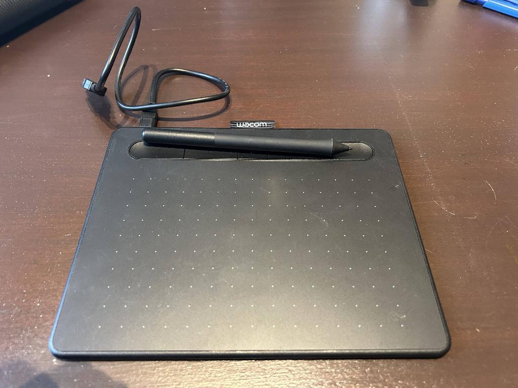 Grafisch tablet Wacom, Ophalen of Verzenden, Zo goed als nieuw, Draadloos, Wacom
