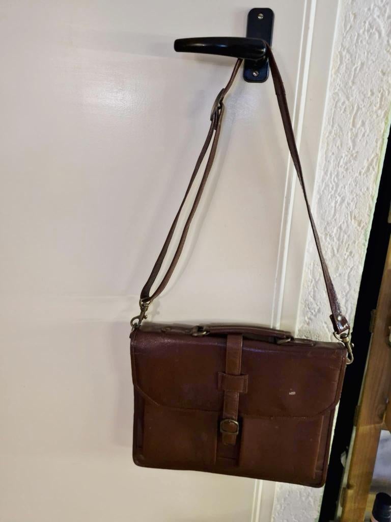 Étui en cuir vintage,de bonne qualité,ajustable, poches, Bijoux, Sacs & Beauté, Sacs | Sacs à bandoulière, Utilisé, Brun, Cuir