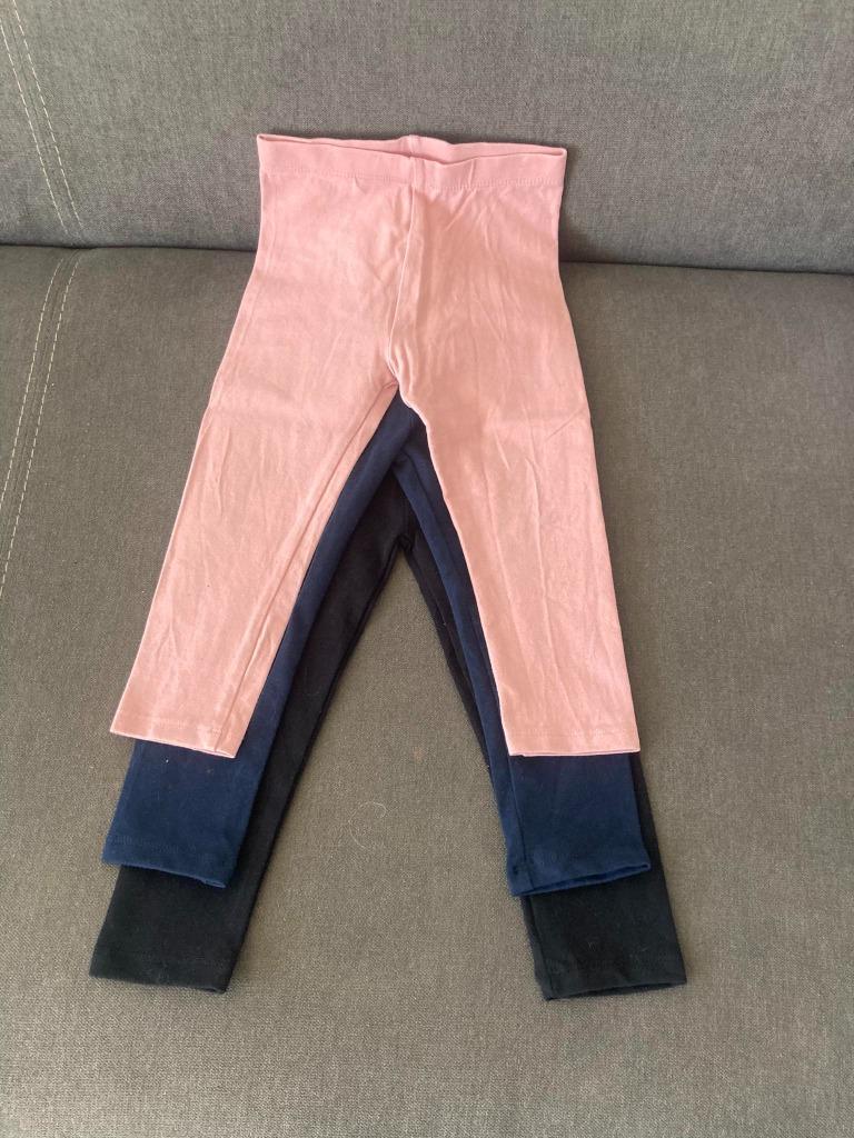 Nieuw 3 leggings NEXT maat 98, Kinderen en Baby's, Broek, Meisje, Nieuw, Ophalen of Verzenden