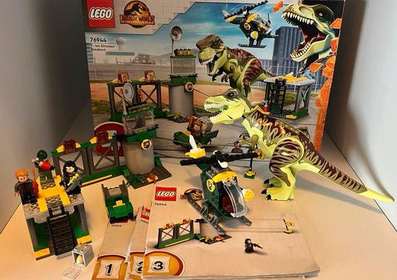 LEGO Jurrasic world 76994 - T.rex dinosaur breakout, Ophalen of Verzenden, Zo goed als nieuw, Lego