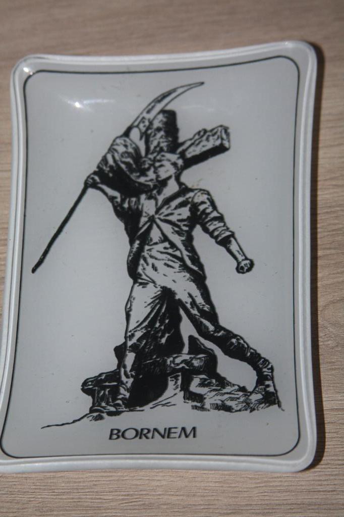 Oude Retro Asbak , Boerenkrijg Bornem ,glas ,3,5x9,5x1,7cm, Ophalen of Verzenden, Huis en Inrichting