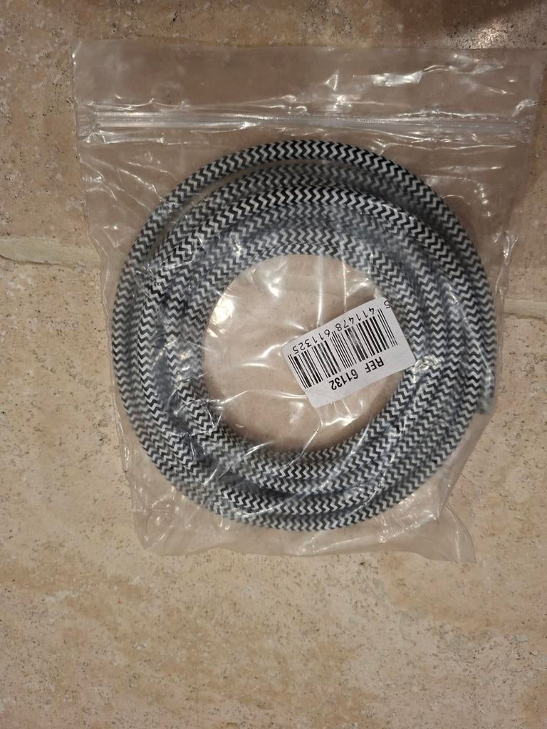 Câble neuf pour lampe - 3 mètres - noir et blanc, Informatique & Logiciels, Enlèvement ou Envoi
