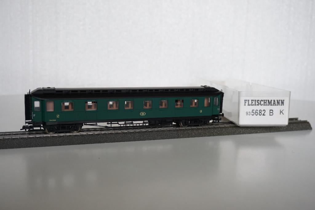 Fleischmann 93 5682 B, Enlèvement ou Envoi, Neuf, Fleischmann