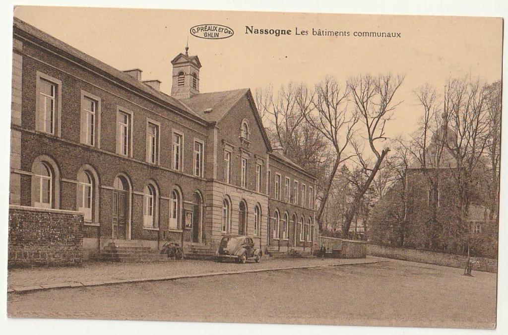 Nassogne Les bâtiments communaux (vieille voiture), Envoi, Non affranchie, Luxembourg
