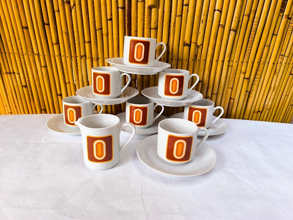 7 tasses & soucoupes et 1 crémier vintage 1970 Mitterteich, Enlèvement ou Envoi, Utilisé, Autres styles, Porcelaine
