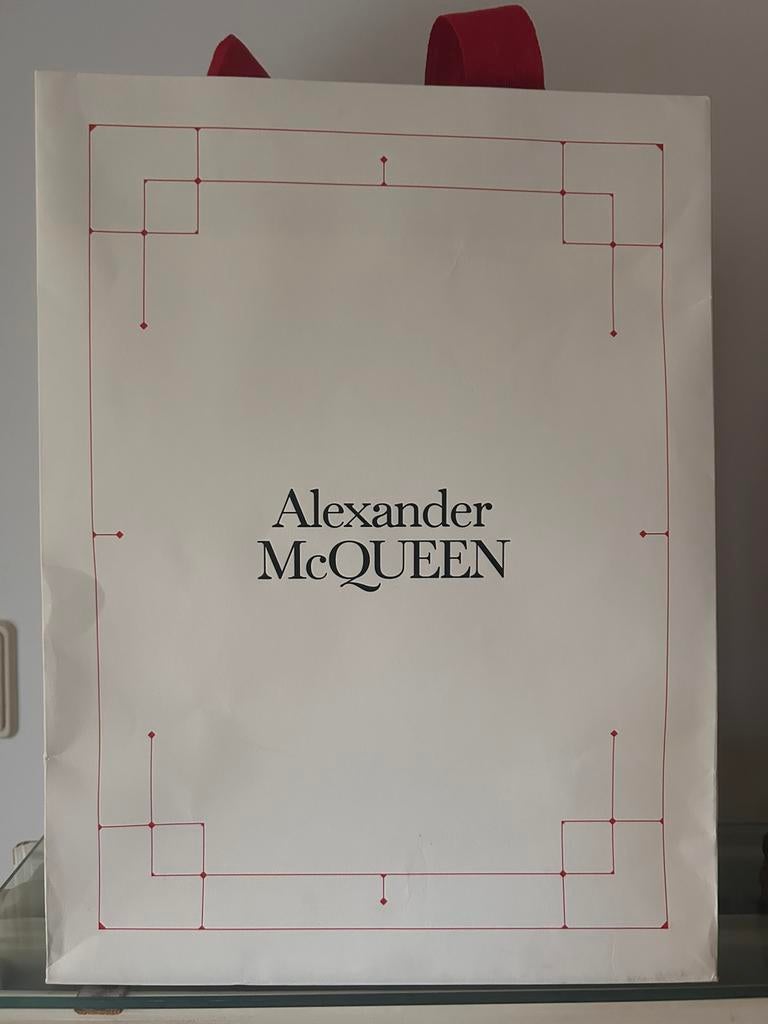 Sac en papier Alexander McQueen 39x30cm, Enlèvement, Comme neuf, Shopper