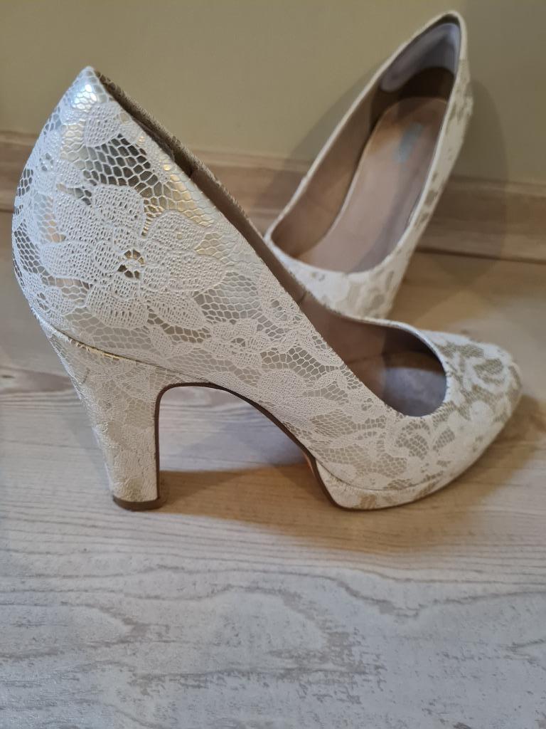 Pumps 40, Kleding | Dames, Schoenen, Ophalen, Pumps, Wit, Zo goed als nieuw