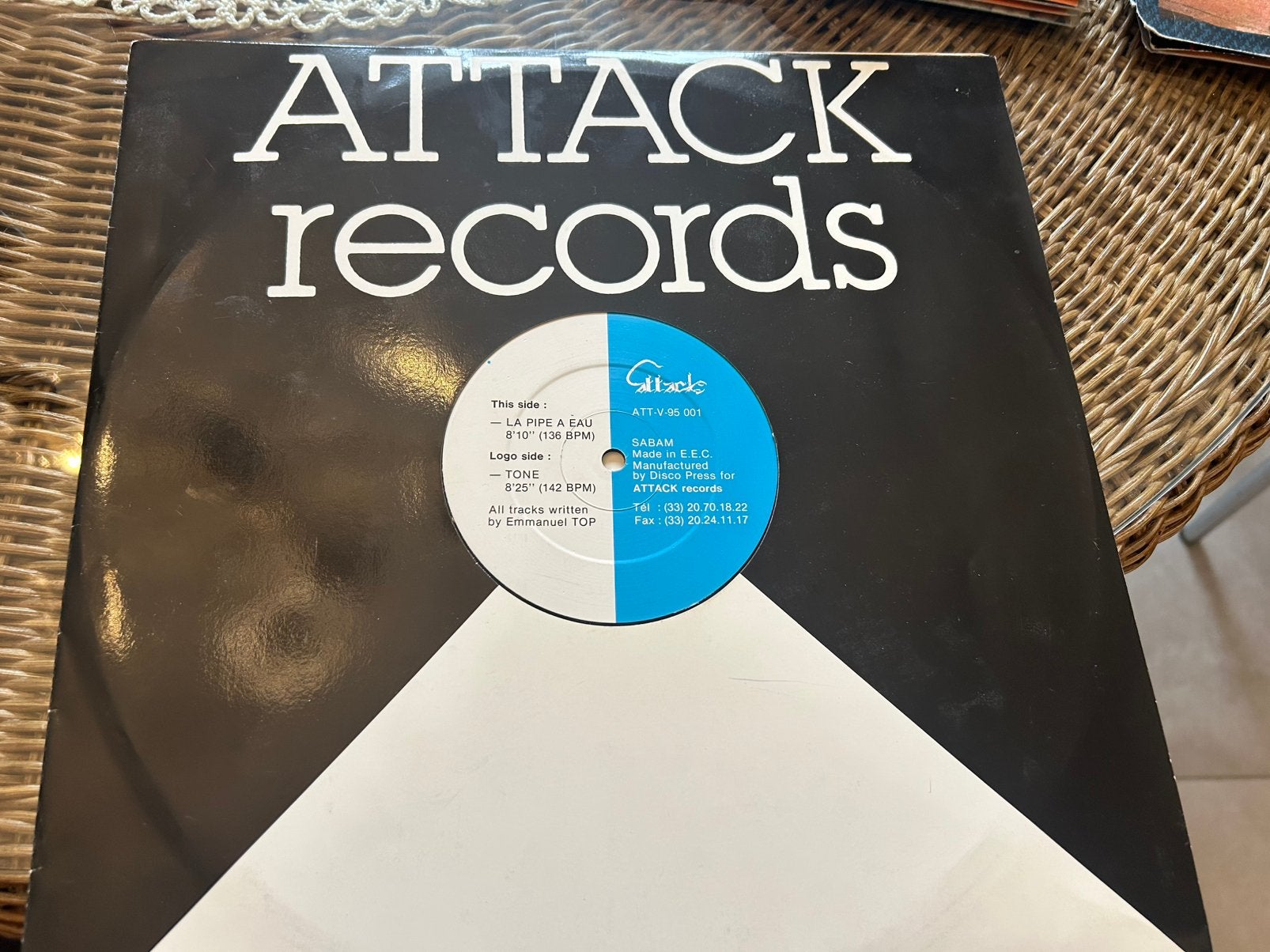 Techno  vinylplaat attack, Boeken, Ophalen, Zo goed als nieuw
