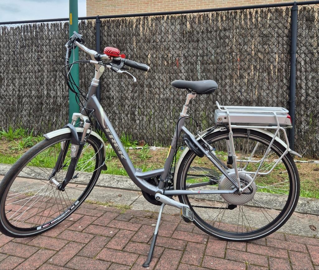 Trek - Elektrische fiets - damesfiets - goede staat - 410Wh, Gebruikt, Velgrem, Versnellingen, Ophalen