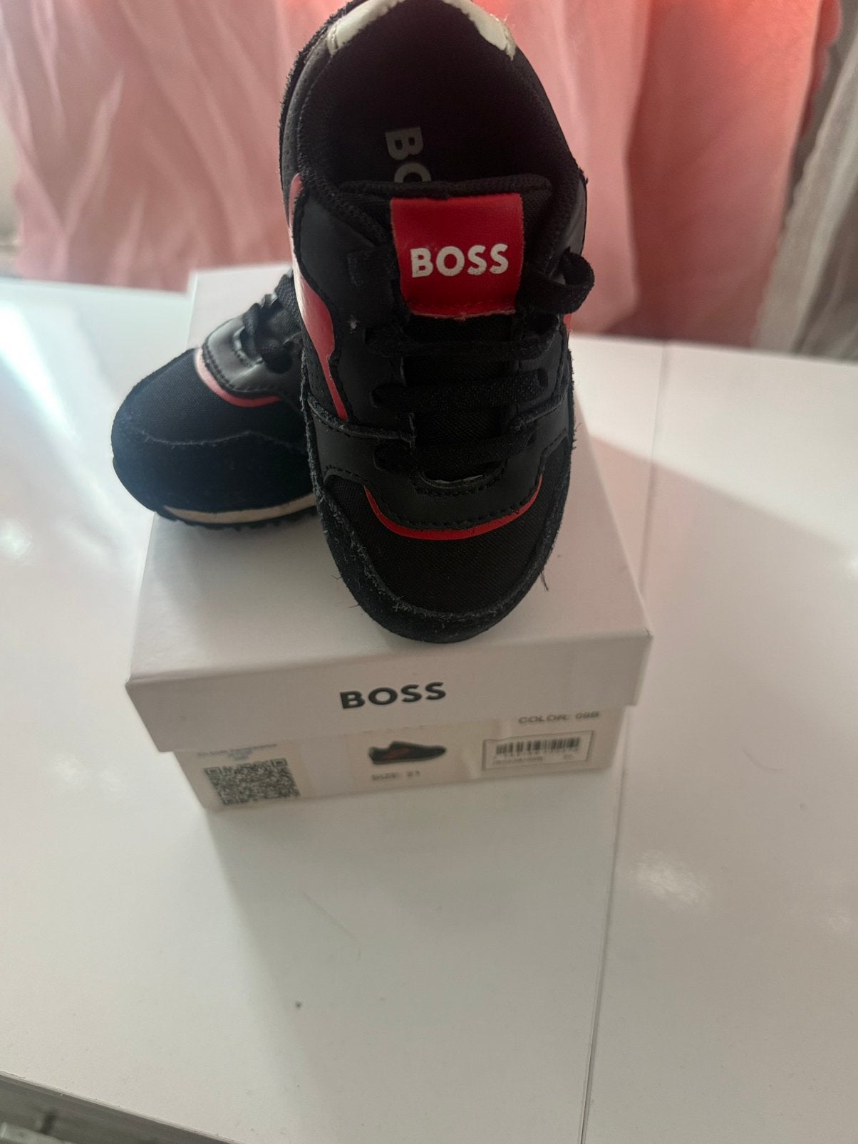 Basket pour enfants, garçon Boss, Enfants & Bébés, Garçon, Comme neuf, Enlèvement, Autres types