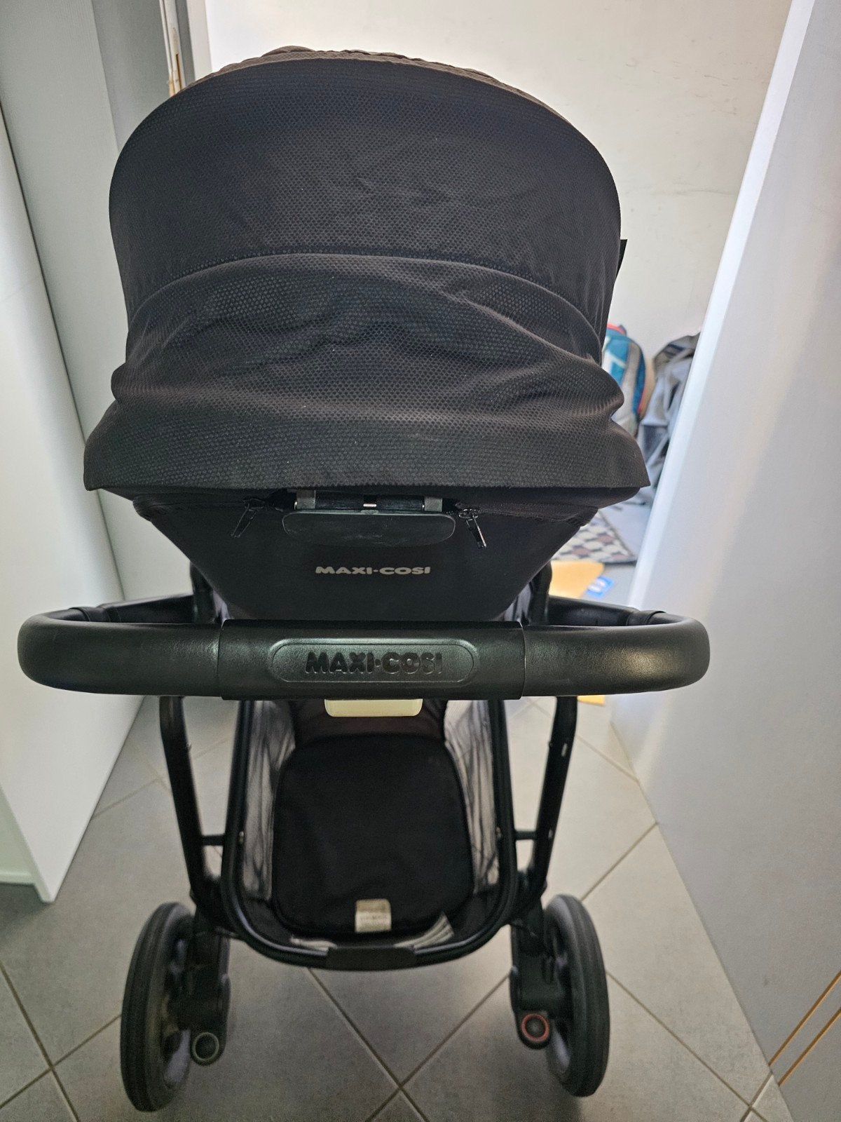 Maxi-Cosi Lila CP Kinderwagen / Buggy – Zwart, Kinderen en Baby's, Ophalen, Kinderwagen, Maxi-Cosi, Luchtbanden