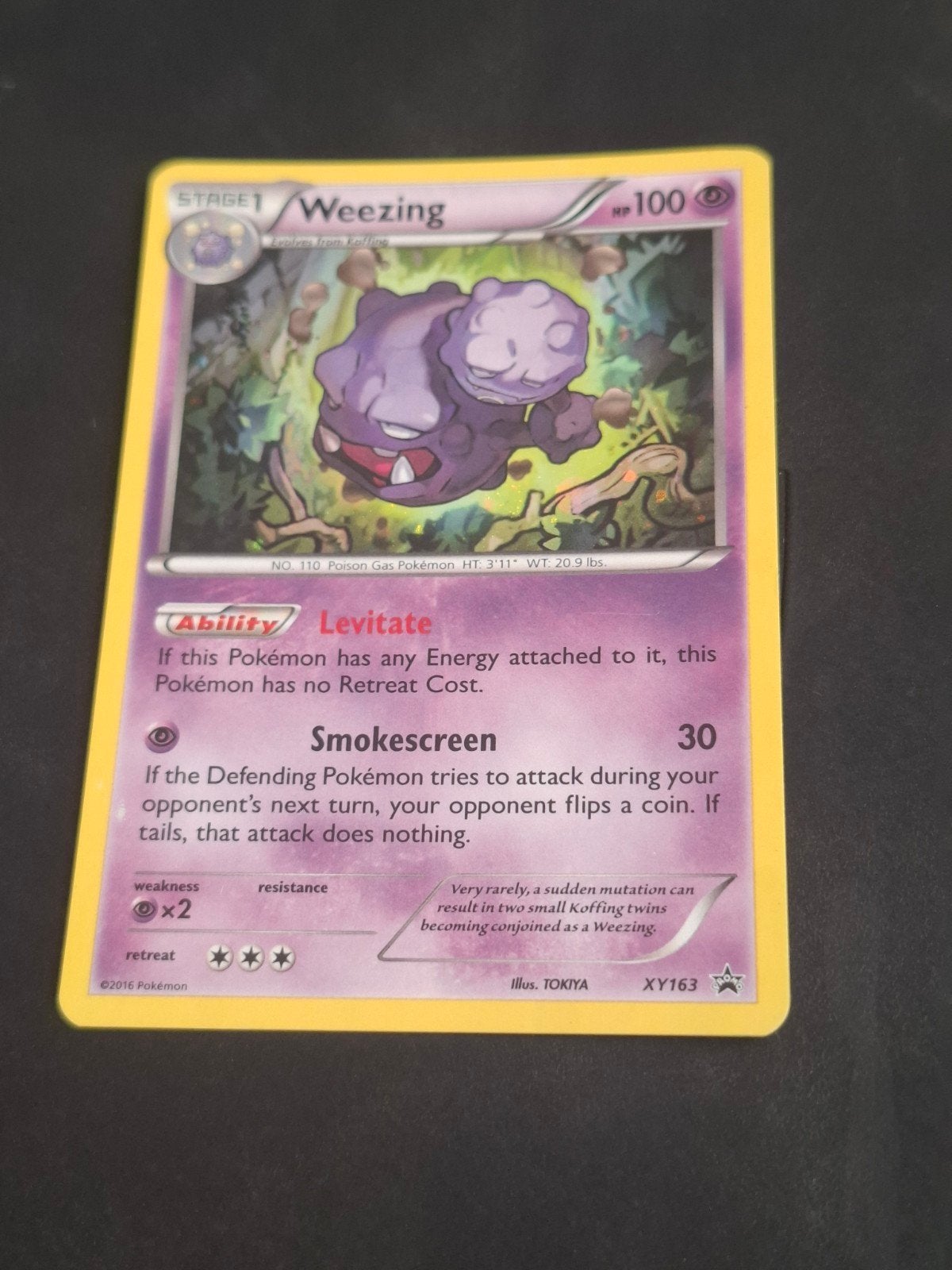 Pokémon kaart - Weezing XY163 Black Star Promo Holo (2016), Ophalen of Verzenden