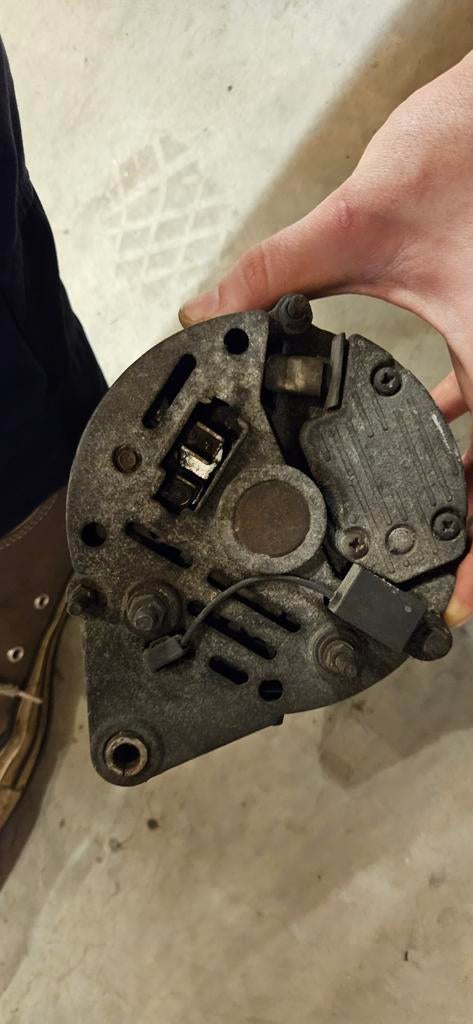 Alternator Austin mini 1275cc, Ophalen