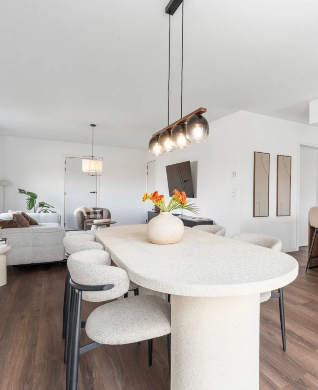 Eettafel en stoelen japandi, Ophalen, Zo goed als nieuw
