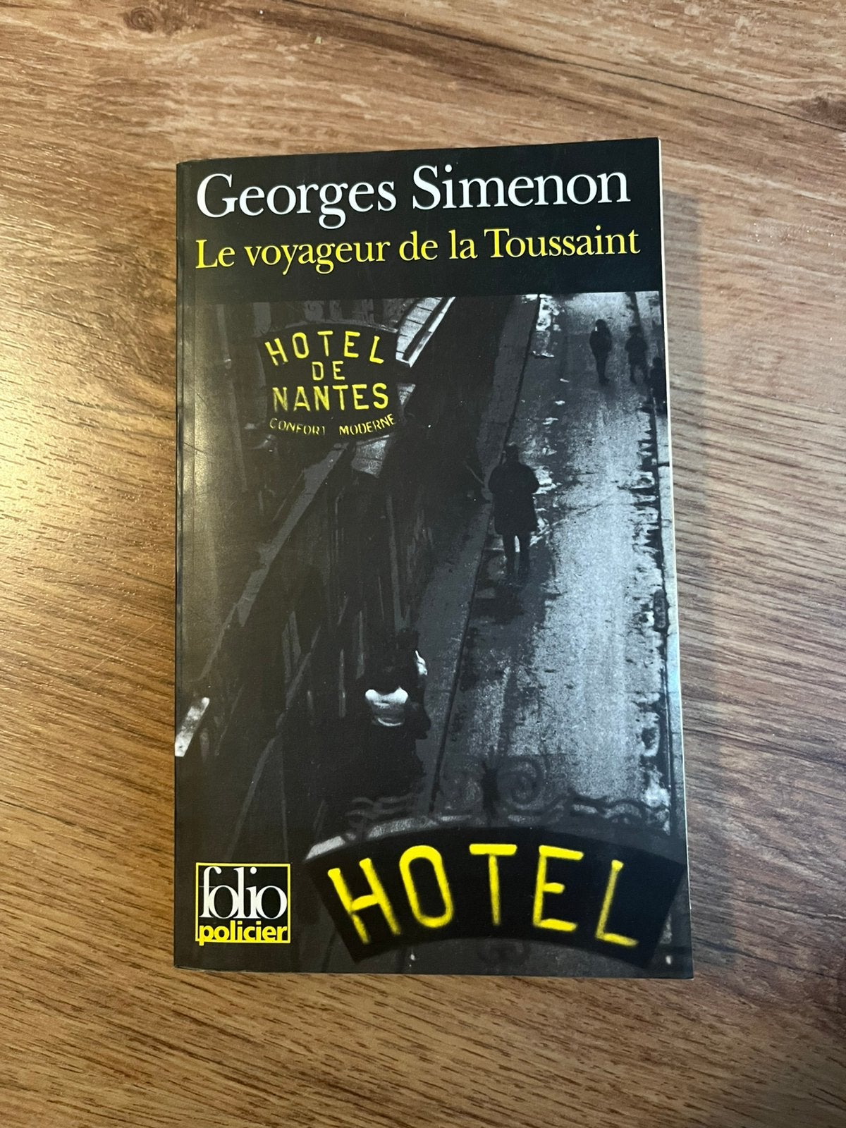 Livre Georges Simenon - le voyageur de la Toussaint, Enlèvement, Utilisé