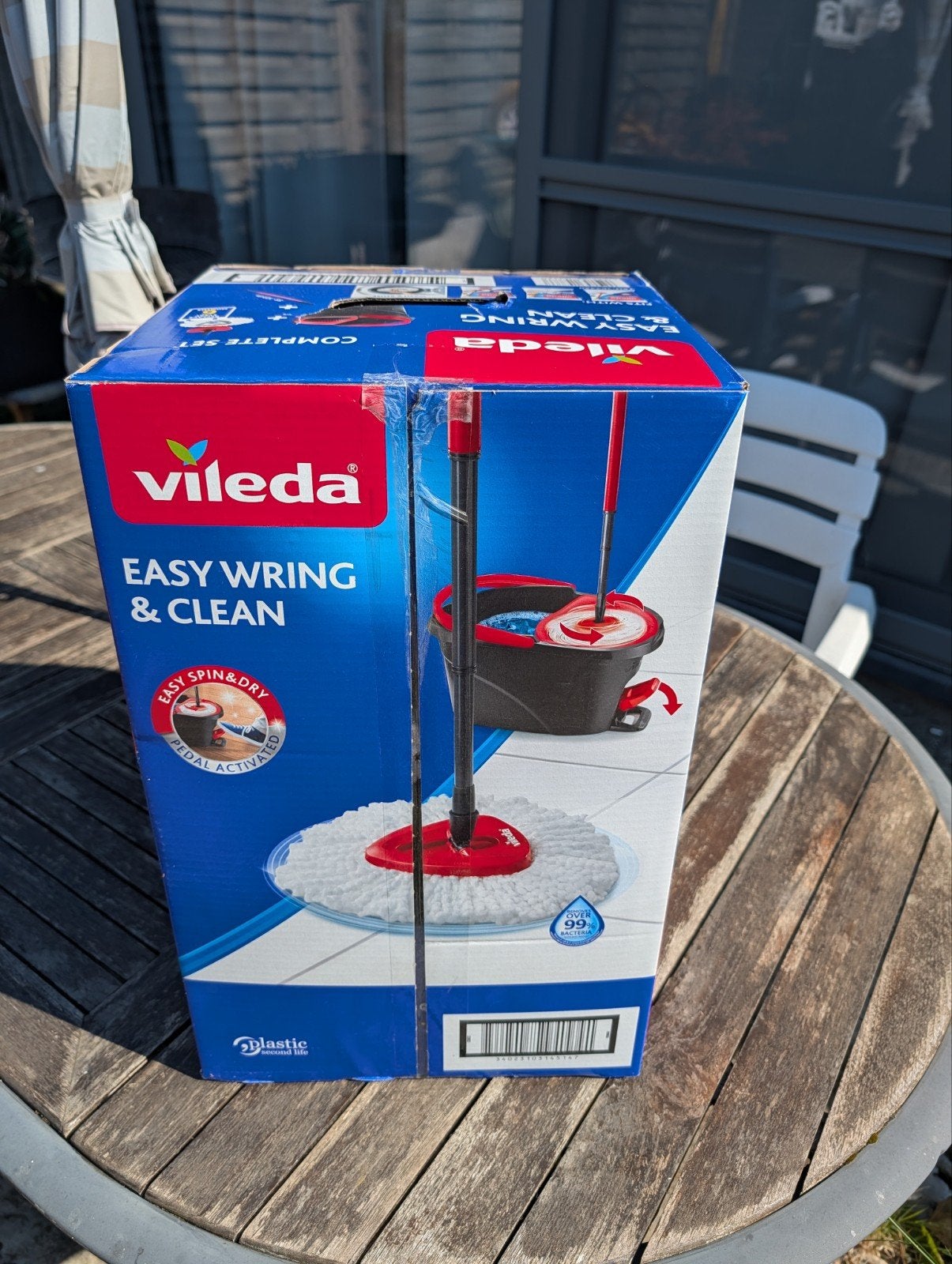 Vileda Easy Wrong and Clean, Enlèvement