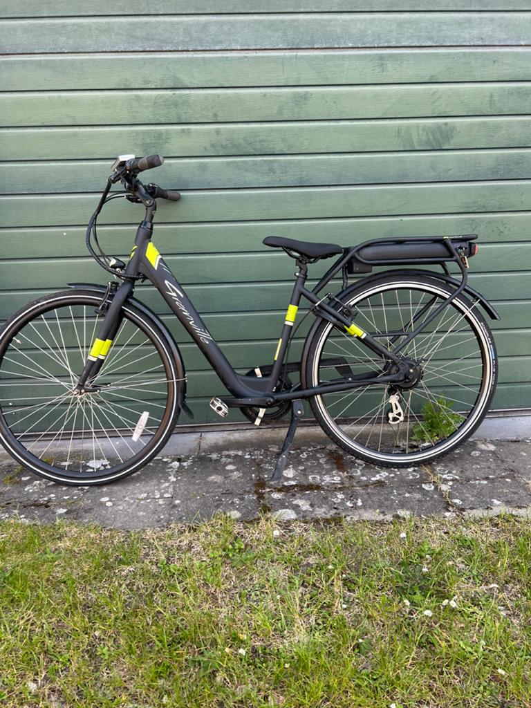 Vélo électrique Granville, Enlèvement, Comme neuf