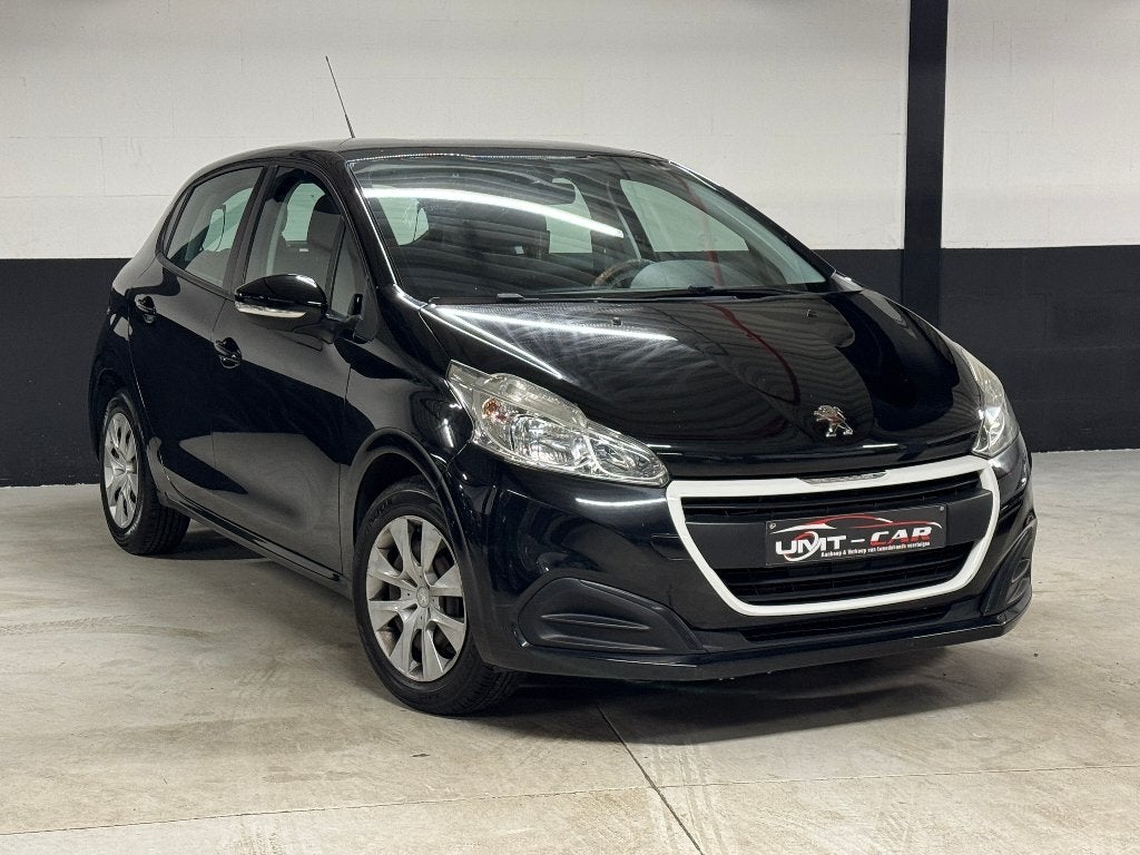 PEUGEOT 208 1.0i BENZINE/ AIRCO/ CRUISE/ GEKEURD/ LEZ✅, Auto's, Voorwielaandrijving, Stof, 50 kW, Zwart