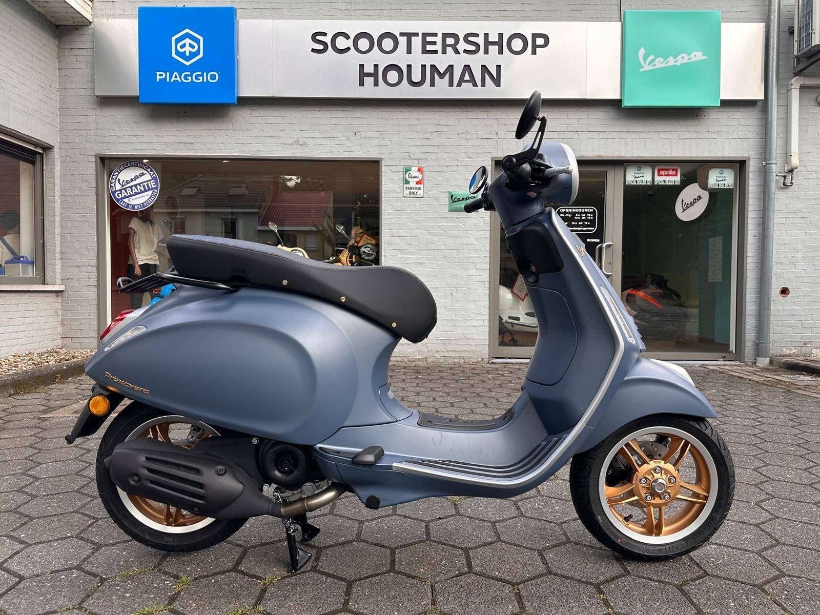 Vespa Primavera 50cc 45Km/h 80th Officina 8 (nr.27), Fietsen en Brommers, Nieuw, Benzine, 50 cc, Overige modellen