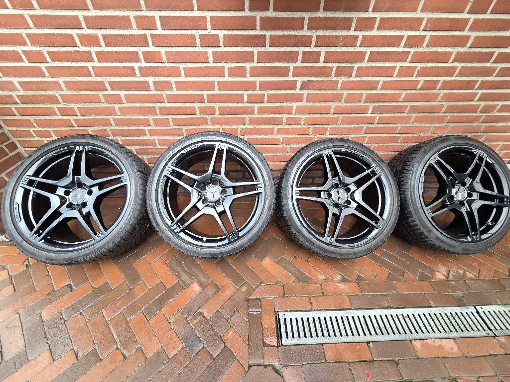 Mercedes 63 Amg Cls E W212 S212 W218 Winterset, 19 inch, Gebruikt, 255 mm, Banden en Velgen