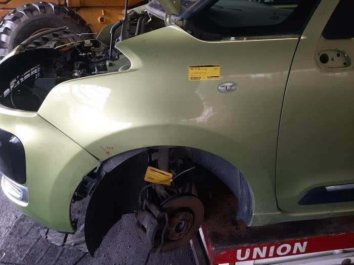 Aile avant gauche d'un Citroen C3 Picasso (KARC), -, 3 mois de garantie, Utilisé, -