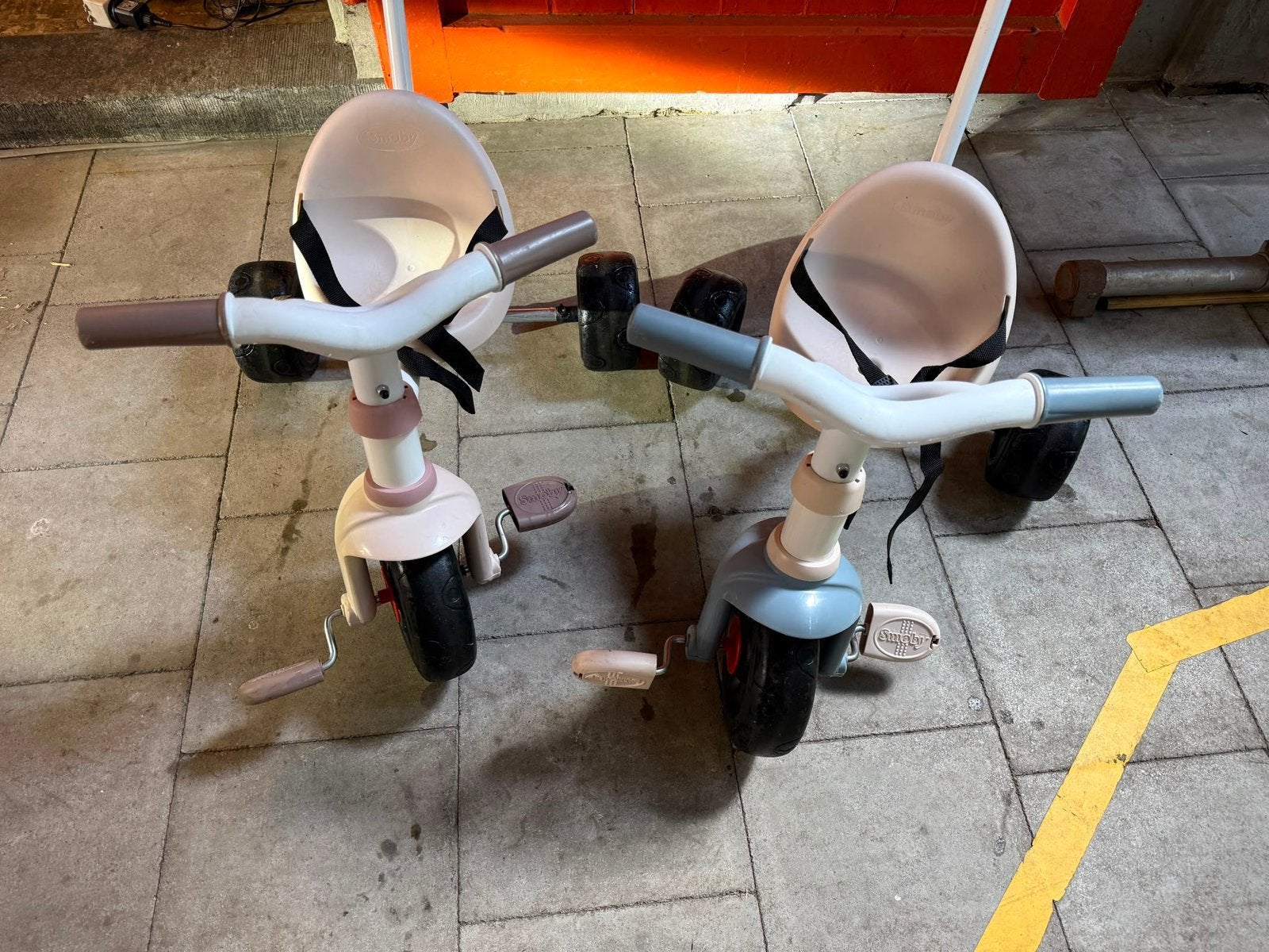 Driewieler Fietsjes smoby tweeling, Fietsen en Brommers, Fietsen | Driewielers, Ophalen, Zo goed als nieuw